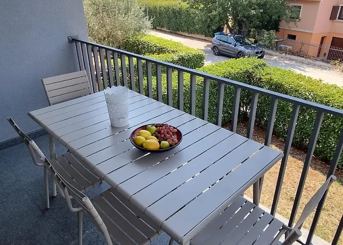 Casa Emilio With Pool 아파트